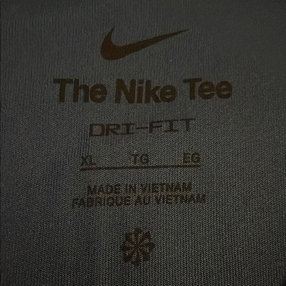 Nike Men's Royal Blue Dry Fit Short Sleeve Tee - Picture 6 of 7